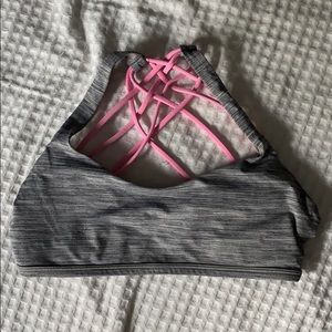 lululemon grey sports bra